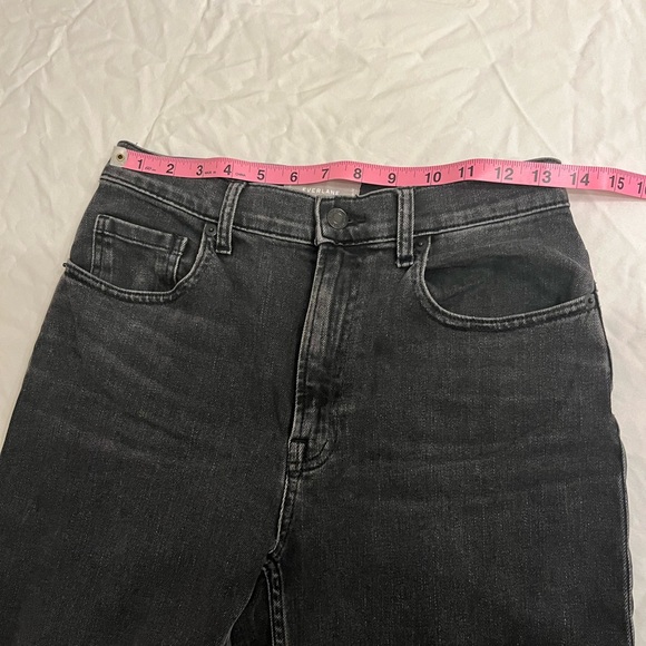 Everlane Original Cheeky Jeans - Picture 3 of 6